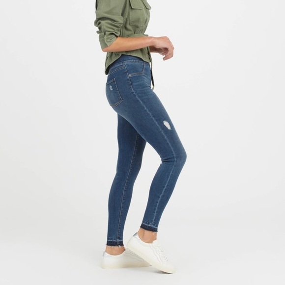 SPANX Distressed Ankle Skinny Jeans - Picture 1 of 8